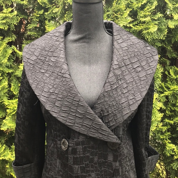 Textured jacket - Picture 2 of 7